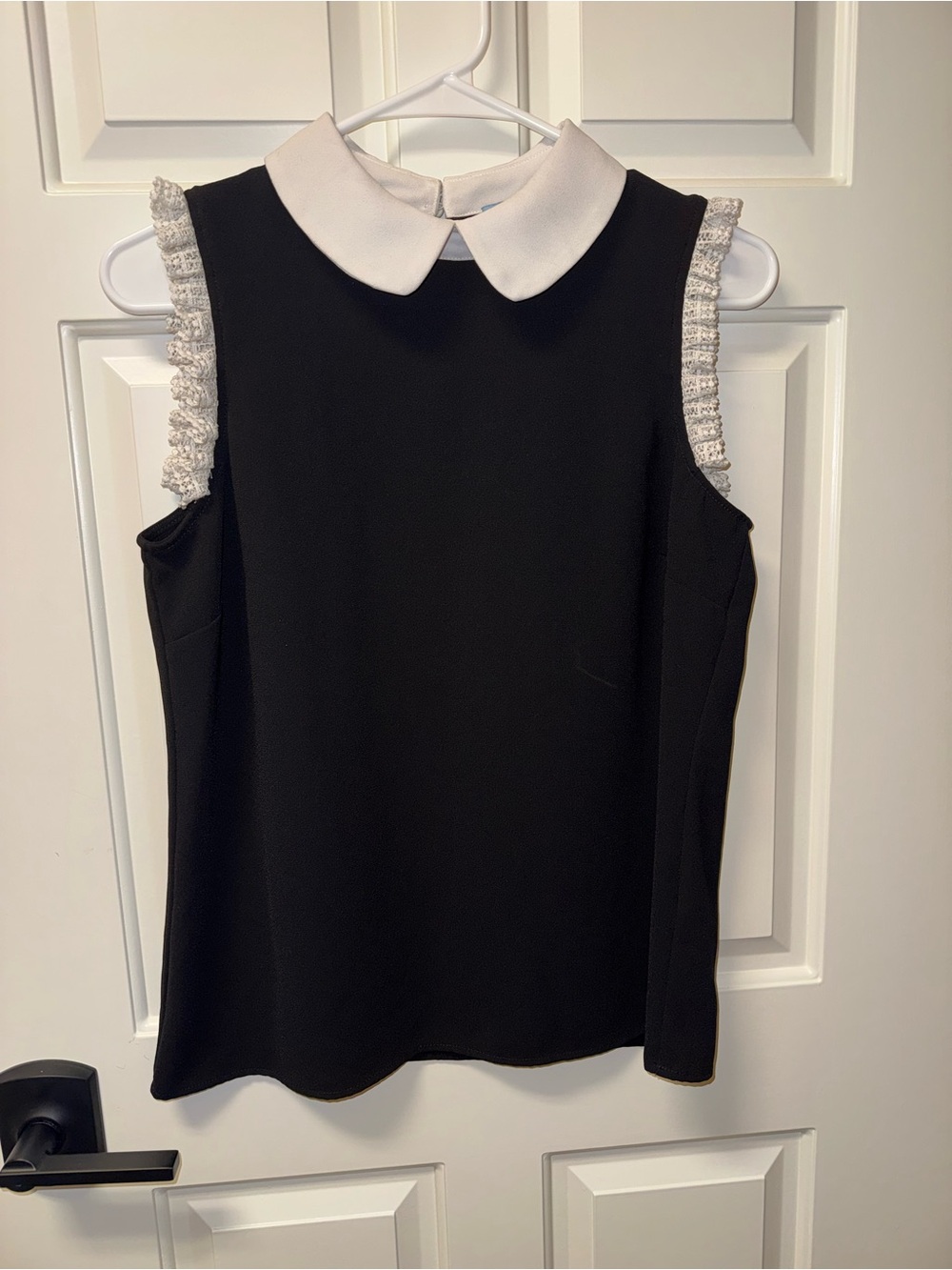 CeCe Black Sleeveless Top with White Peter Pan Collar Lace Ruffle Sleeves Small